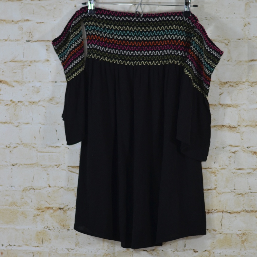 Umgee Sz Small Off The Shoulder Smocked Tunic Top